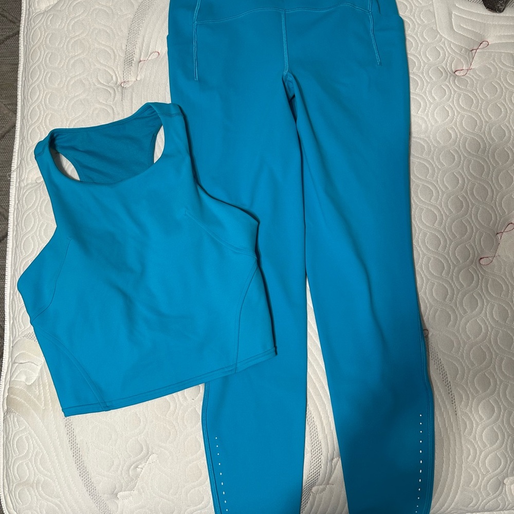 Lululemon Women's Blue Activewear Set